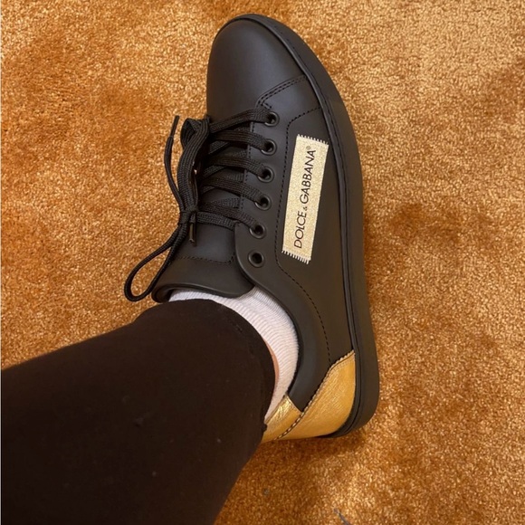 D&G Sneakers - Picture 8 of 15